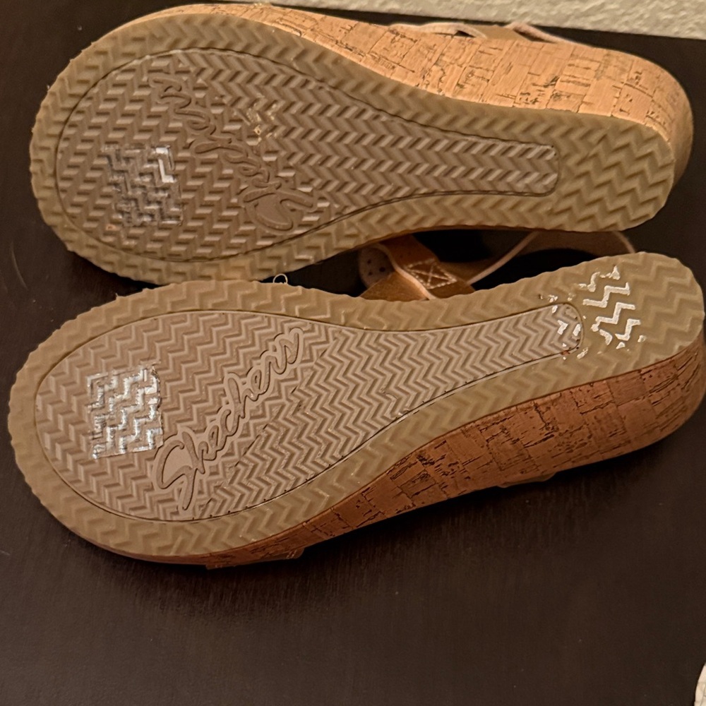 Skechers Women's Bronze Wedge Sandals - Picture 7 of 7